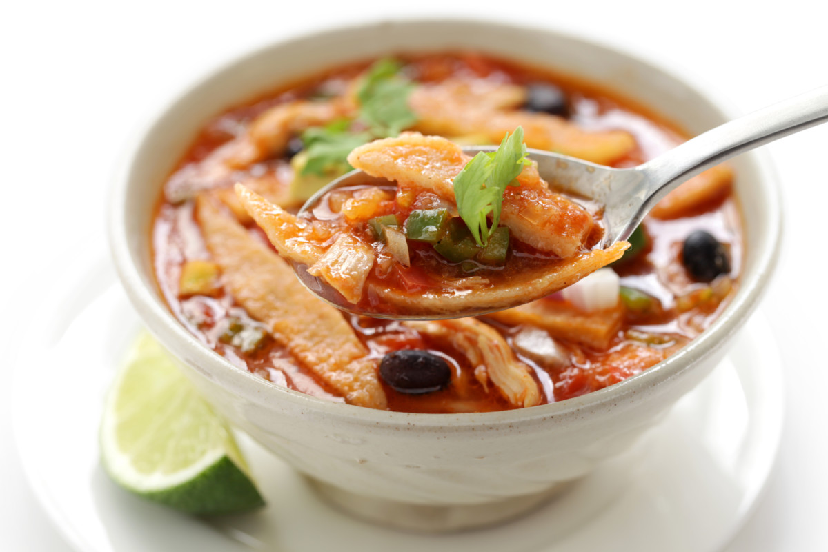 Slow Cooker Chicken Tortilla and Black Bean Soup